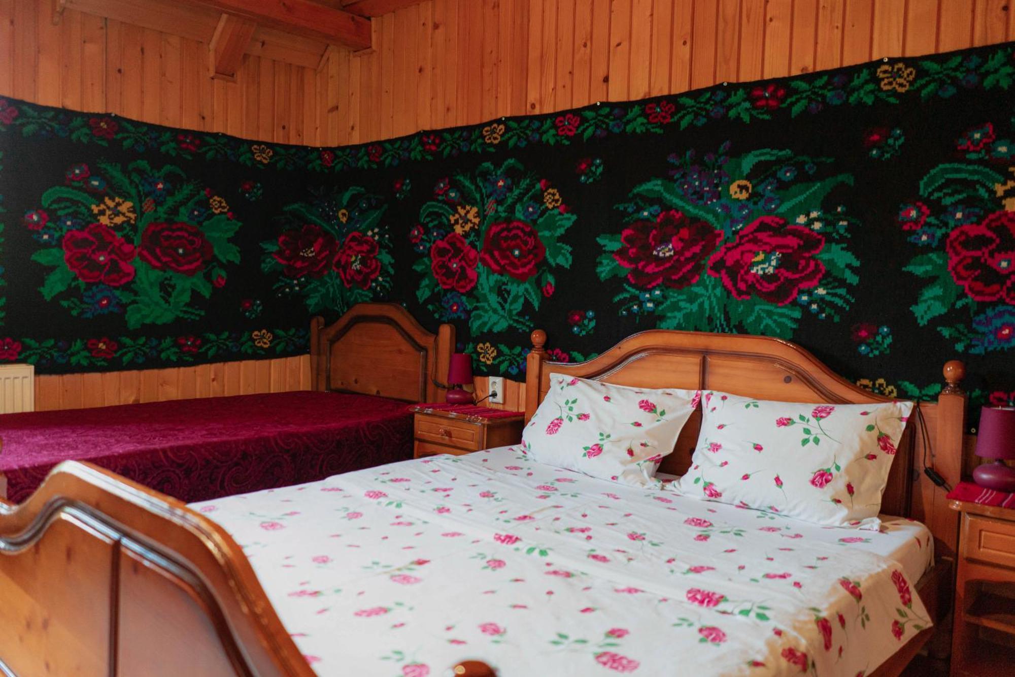 Pensiunea Poiana De Vis Sucevita Room photo
